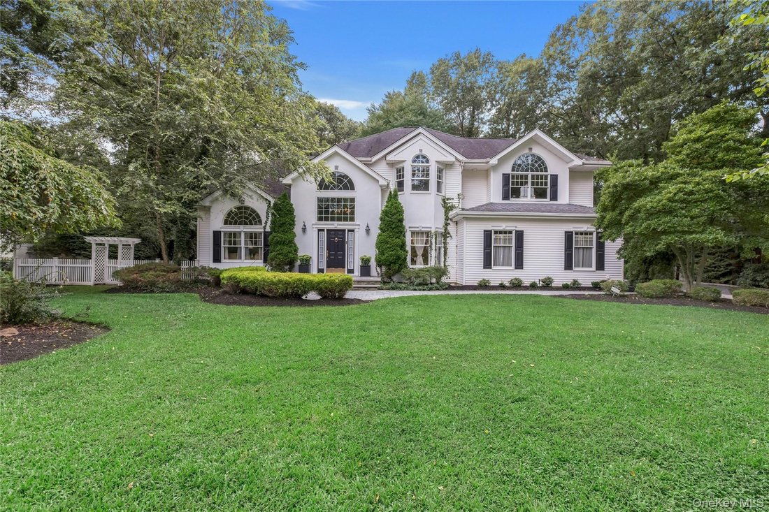 House in Setauket- East Setauket, New York, United States 1 - 18824695