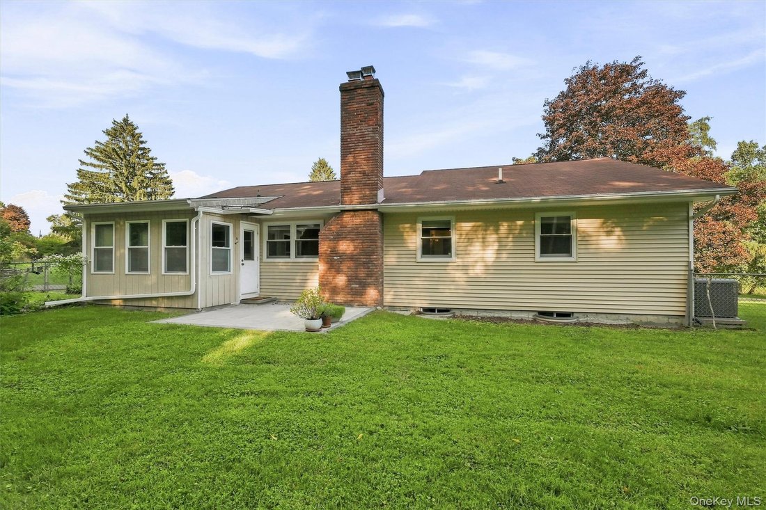 House in Warwick, New York, United States 4 - 18821433