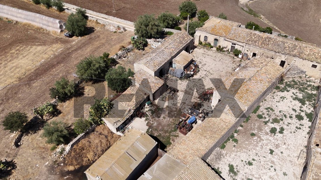 Maisons de campagne à Modica Bassa, Modica, Sicile 2 - 18825676
