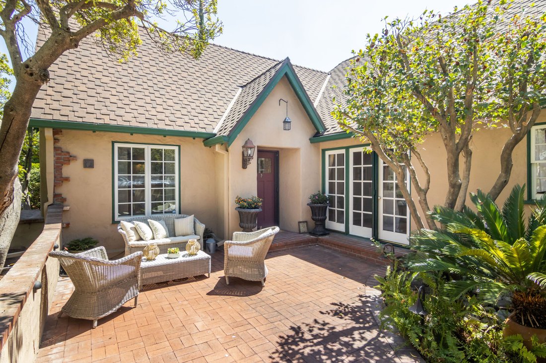House in Altadena, California, United States 3 - 18822668