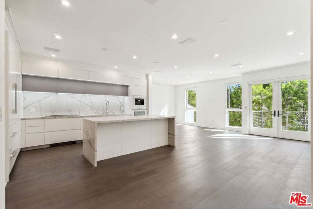 Condo in West Hollywood, California, United States 1 - 18823320