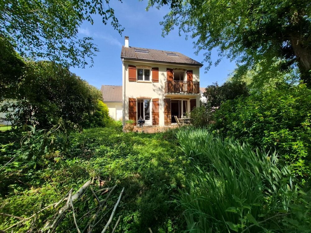 Haus in Forêt, Saint-Germain-en-Laye, Frankreich 1 - 18821918