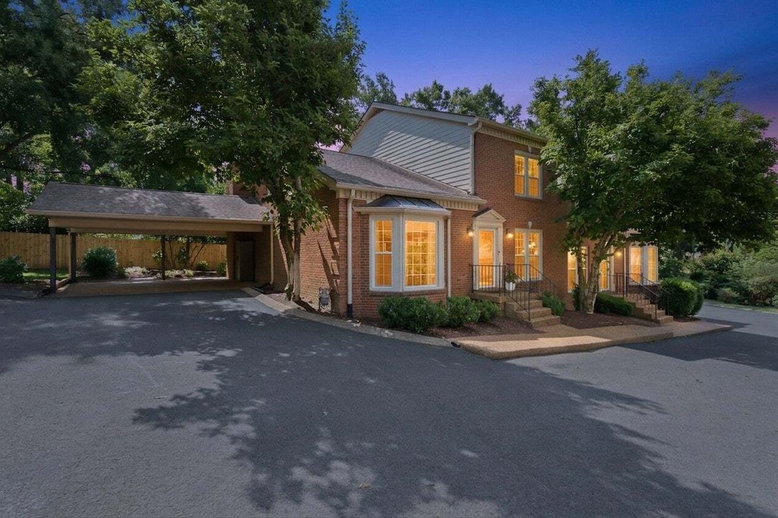 Townhouse in Forest Hills, Tennessee, United States 1 - 18204952