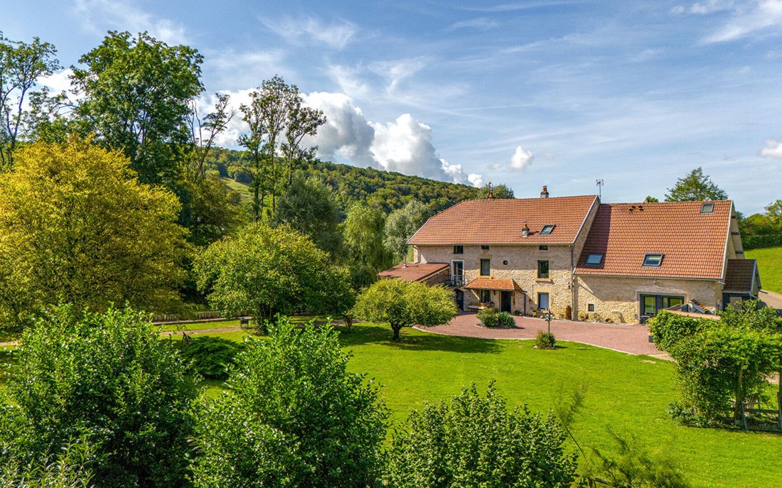 Villa in Comberjon, Bourgogne-Franche-Comté, Frankreich 1 - 18822256
