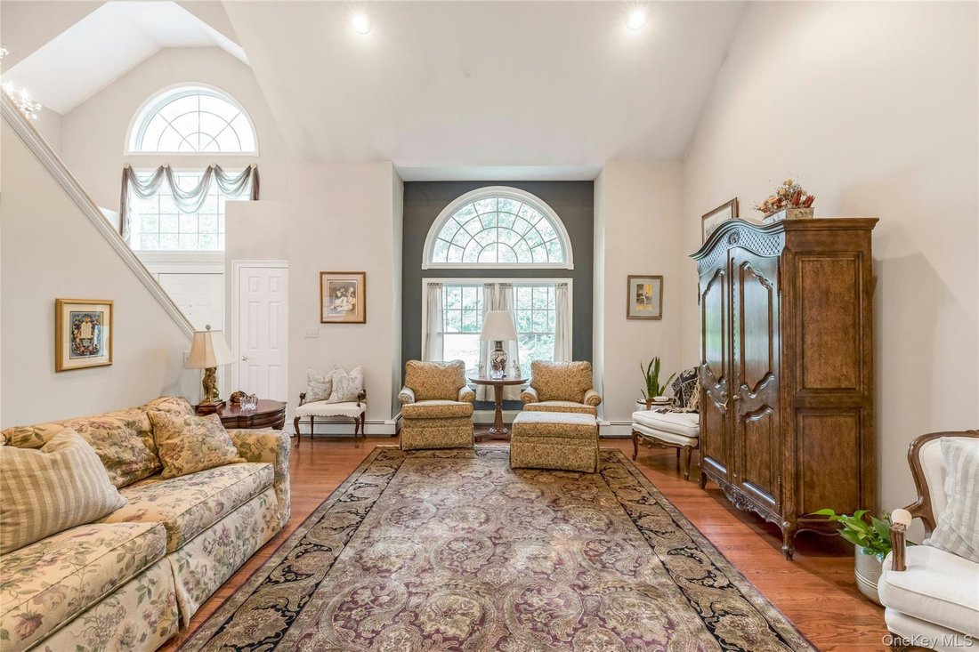 House in Setauket- East Setauket, New York, United States 4 - 18824695