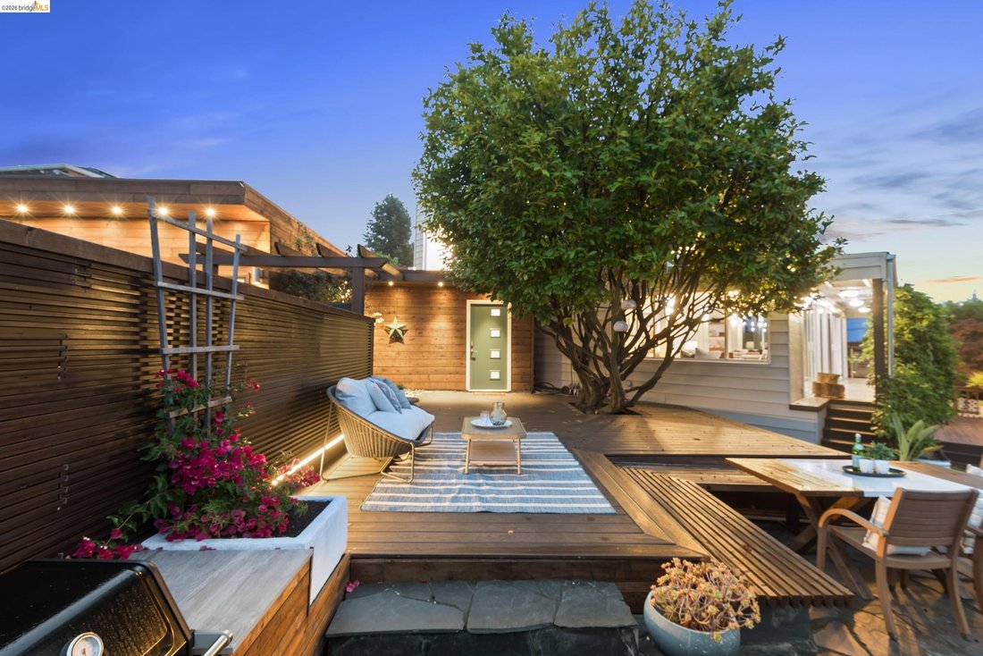 House in Oakland, California, United States 5 - 18822580