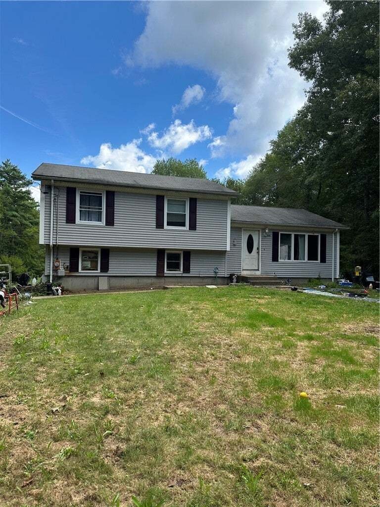 House in Burrillville, Rhode Island, United States 1 - 18826902