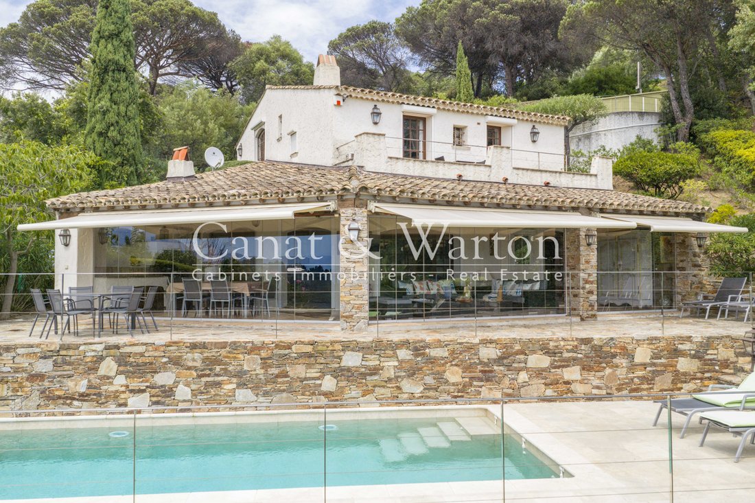 Villa en La Croix-Valmer, Provenza-Alpes-Costa Azul, Francia 3 - 18563151