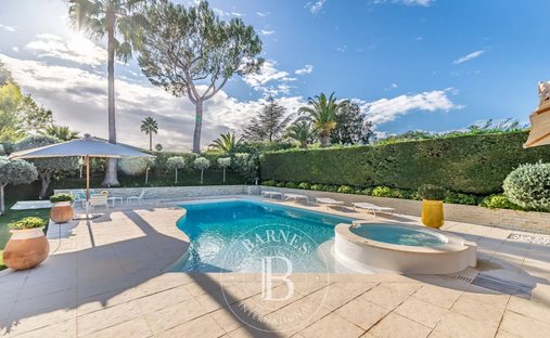 Villa en Vaug, Villeneuve-Loubet, Francia 1