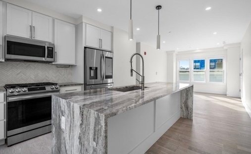 Condo in Chelsea, Massachusetts, United States 1