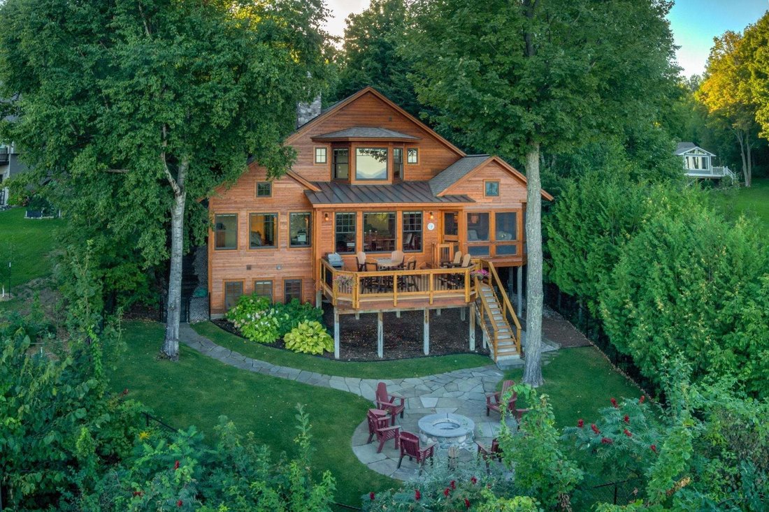 Casa en Suttons Bay, Míchigan, Estados Unidos 1 - 18822879