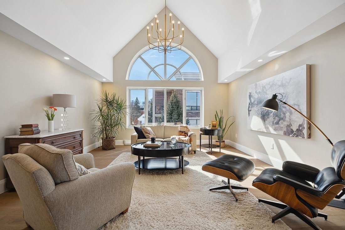 Condo in Stratford, Ontario, Canada 1 - 18826144