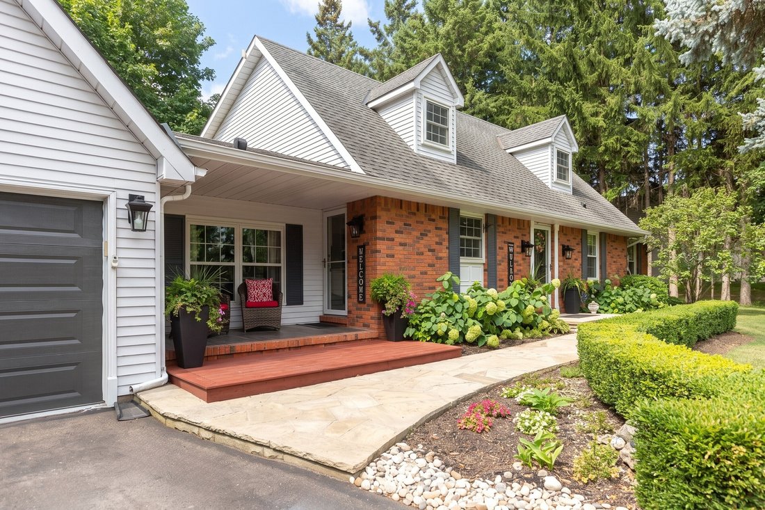 House in Halton Hills, Ontario, Canada 3 - 18822643