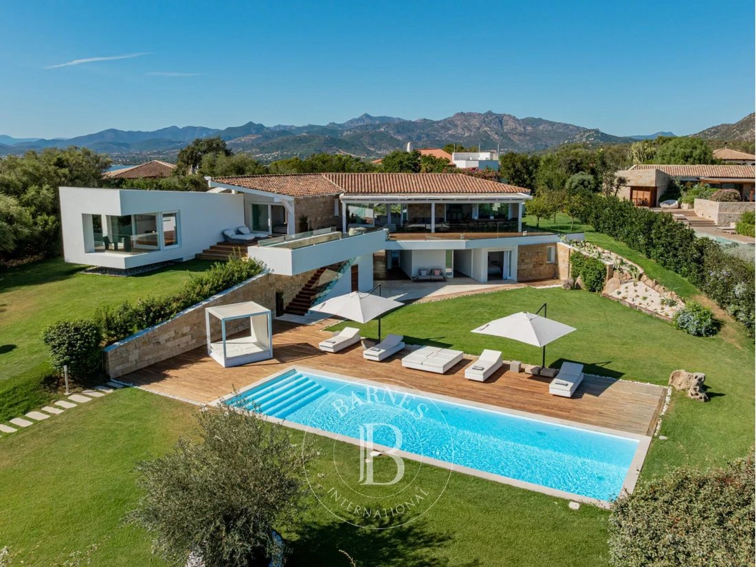 Villa in Lu Fraili di Sotto, Sardinia, Italy 3 - 16550499