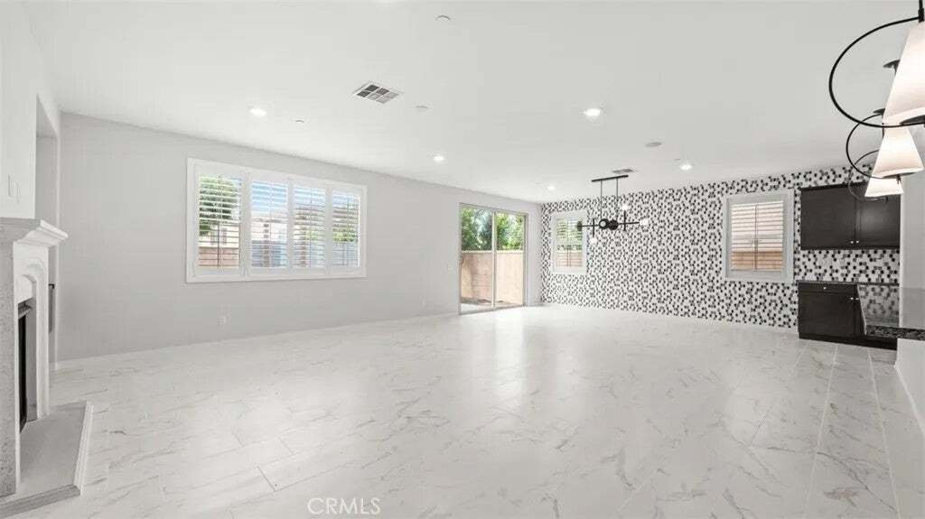 Casa a Fontana, California, Stati Uniti 4 - 18824205