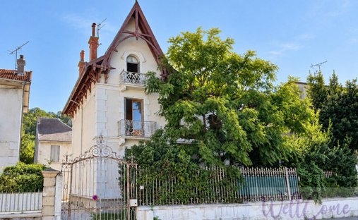 House in Italie-Jacotot, Aix-les-Bains, France 1