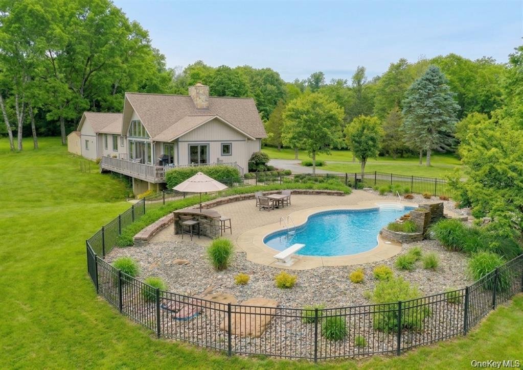 House in Pleasant Valley, New York, United States 3 - 18823015