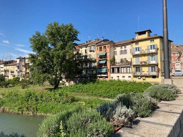 Apartamento en Oltretorrente, Parma, Emilia-Romaña 1 - 18823018