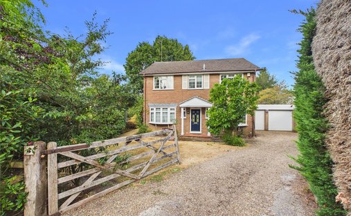 Maison à St Johns Lye, Woking, Angleterre 1