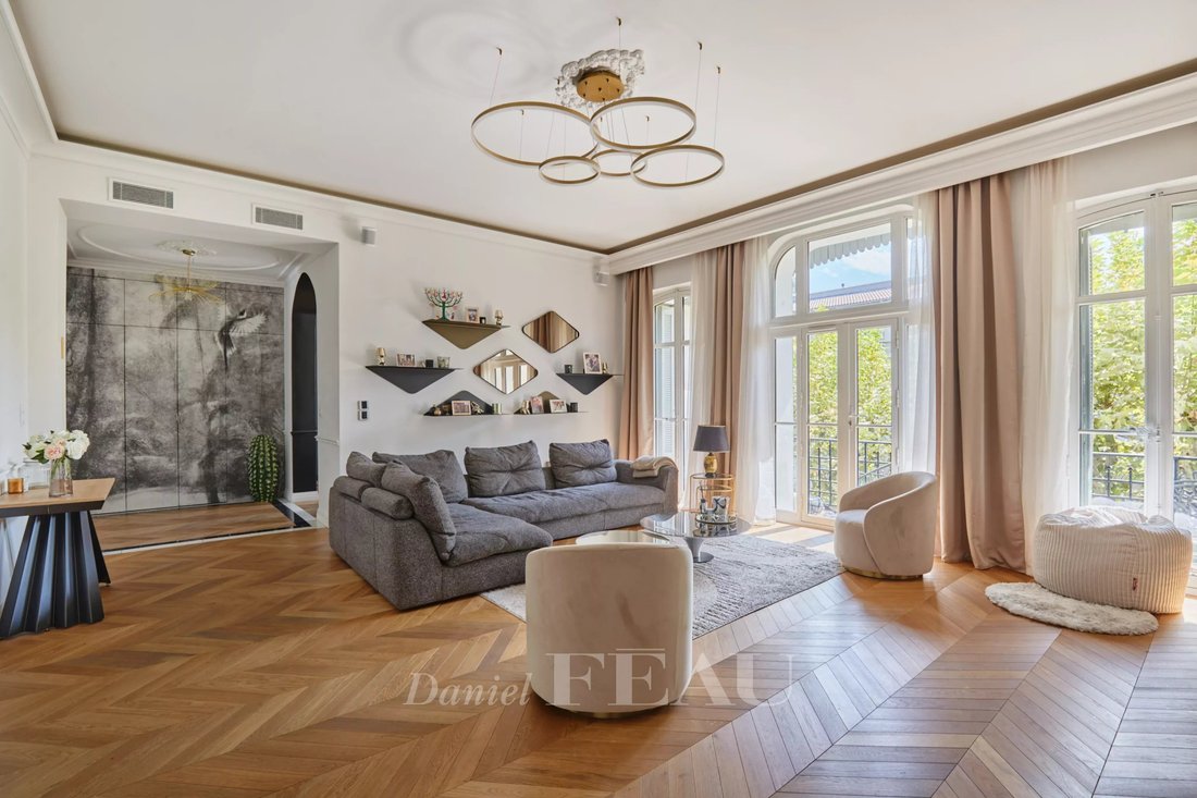 Appartement à Mazarin-Opéra-Bellegarde-Mairie, Aix-en-Provence, France 3 - 18825112