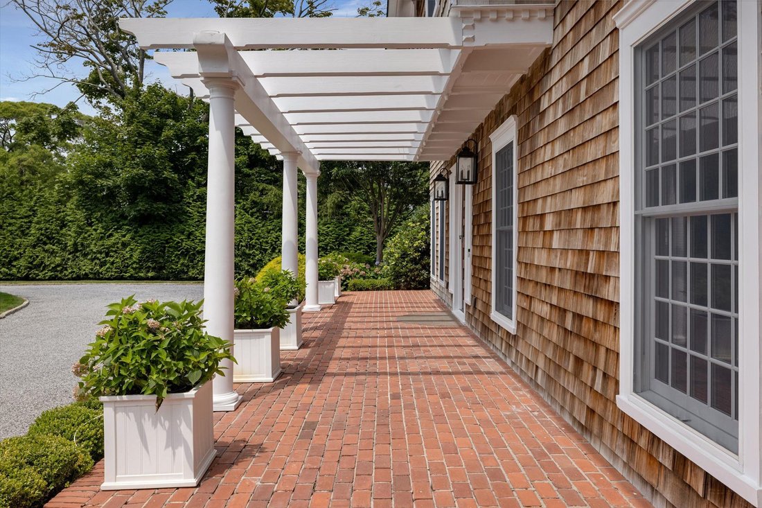 House in Quogue, New York, United States 5 - 18824731