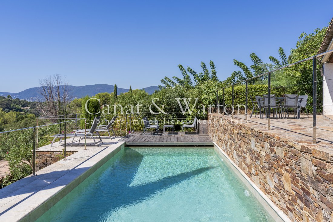Villa en La Croix-Valmer, Provenza-Alpes-Costa Azul, Francia 2 - 18563151