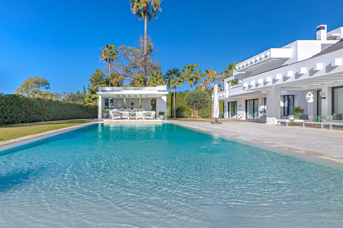 Villa in Guadalmina Baja, San Pedro de Alcántara, Spanien 2 - 18821353