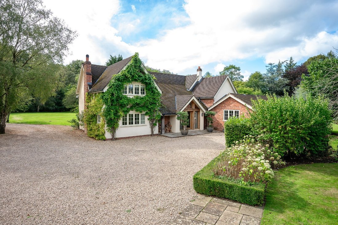 House in Nether Alderley, England 5 - 18793264