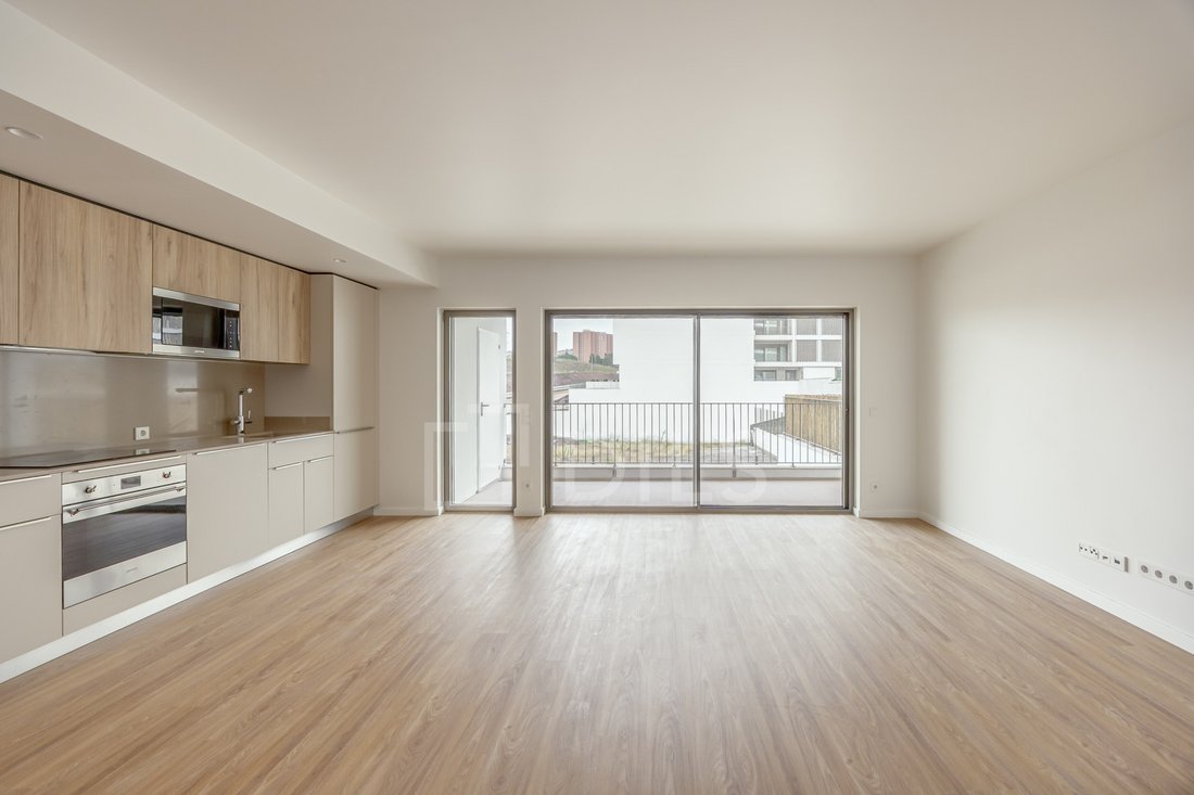Appartement à Santo António dos Cavaleiros, Lisbonne, Portugal 3 - 17408867