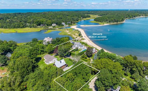 Land in Greenport West, New York, United States 1