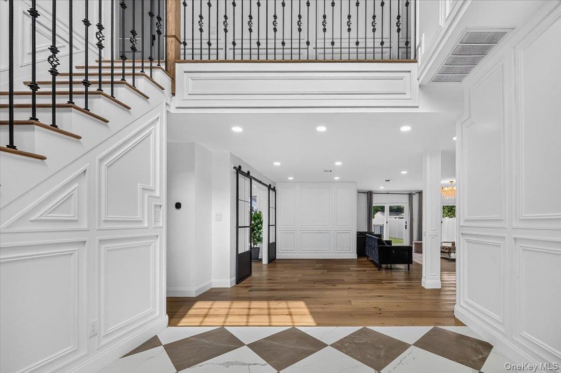 Casa en East Meadow, Nueva York, Estados Unidos 5 - 18826586