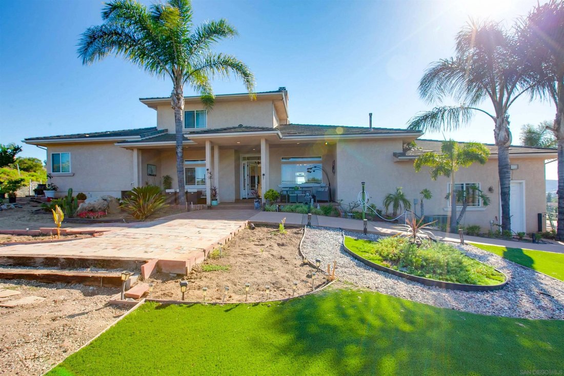 House in El Cajon, California, United States 3 - 18824188
