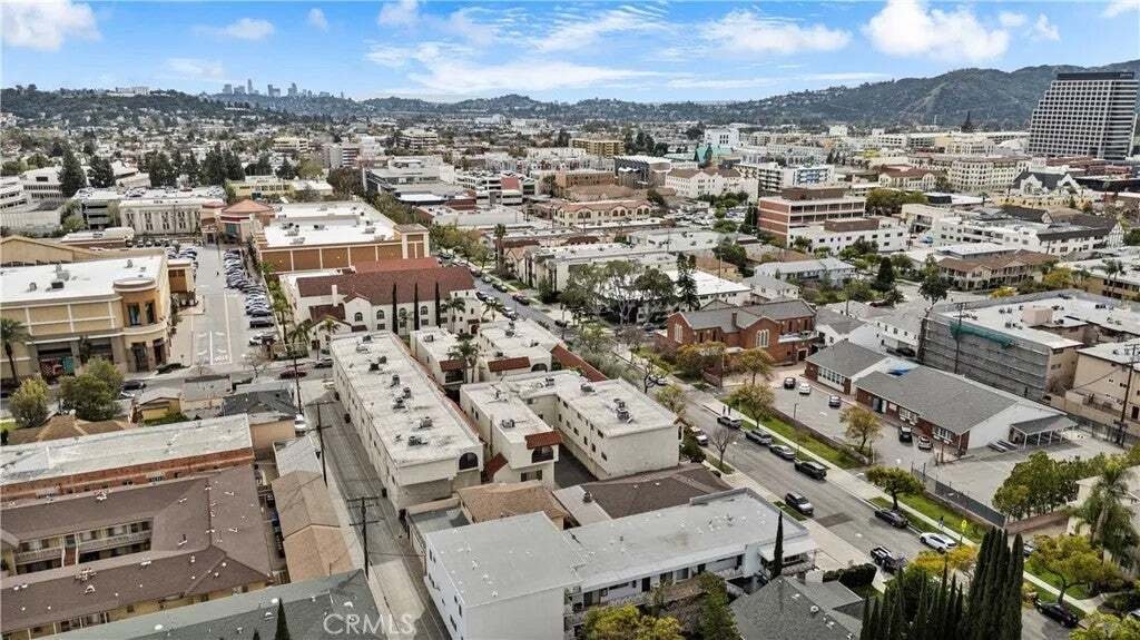 Autres à Glendale, Californie, États-Unis 3 - 18824214