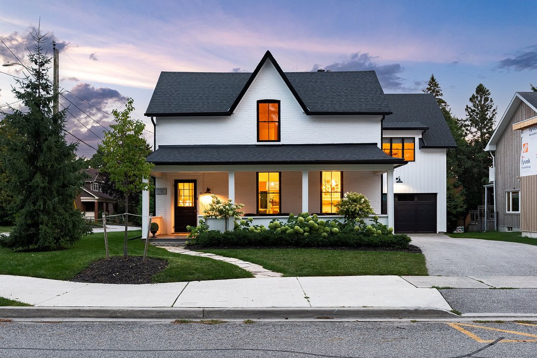 Casa a Aurora, Ontario, Canada 2 - 18824576