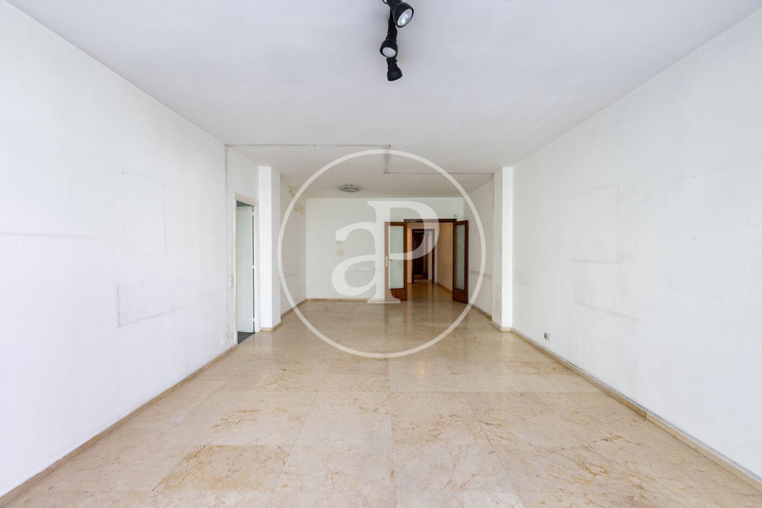 Wohnung in Eixample, Barcelona, Spanien 5 - 18827387