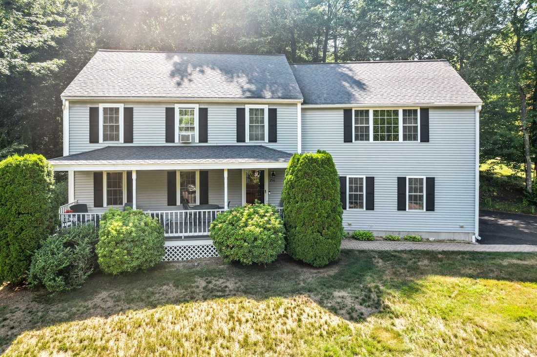 House in Fitchburg, Massachusetts, United States 1 - 18821273