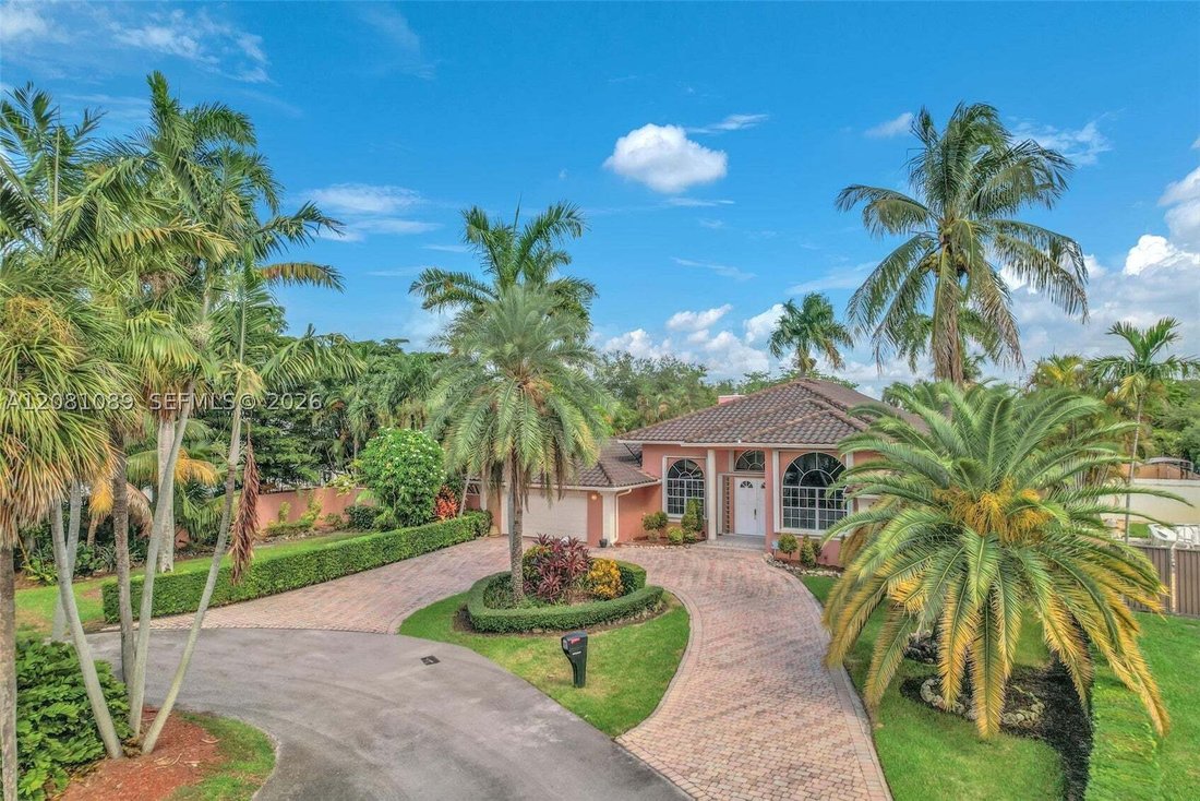 House in Miami Lakes, Florida, United States 1 - 18823475