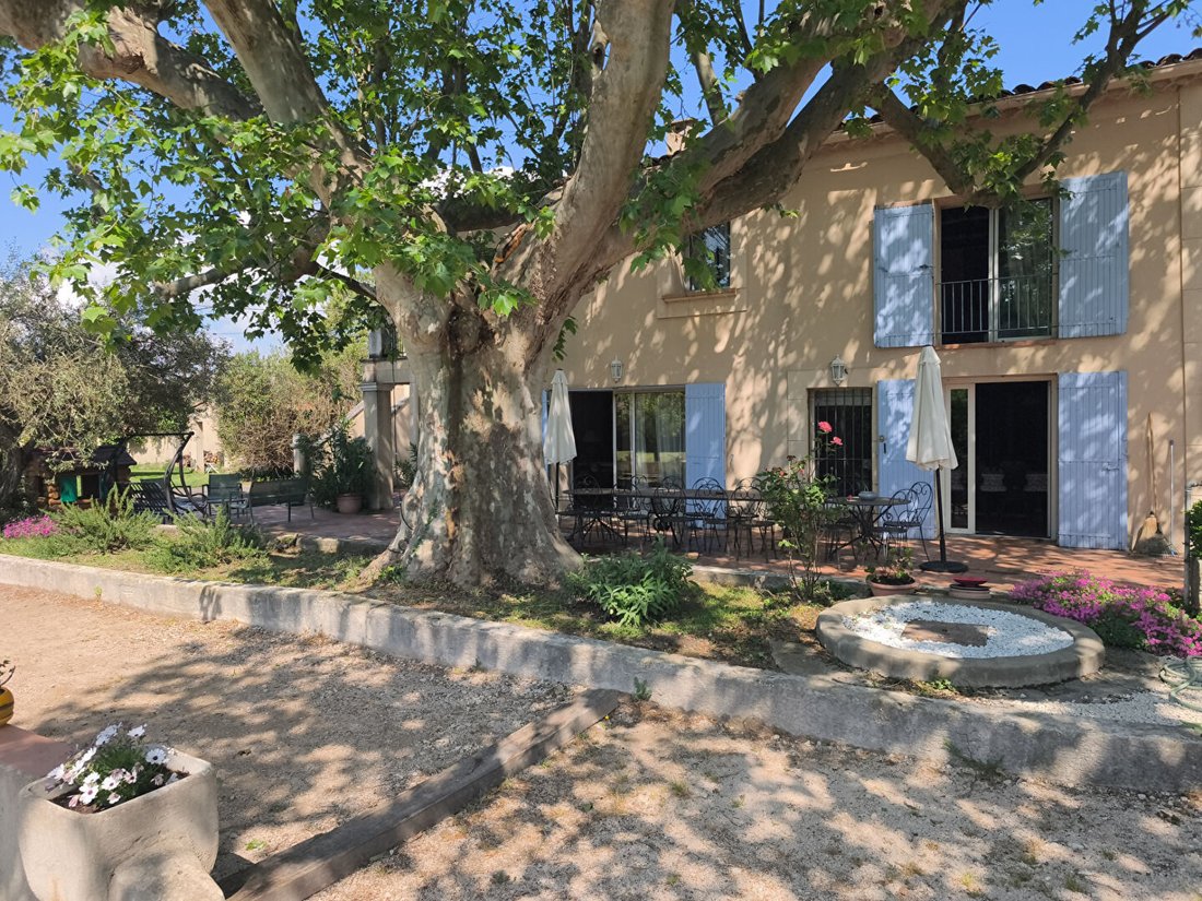 Villa a Nord, Monteux, Francia 1 - 18405393