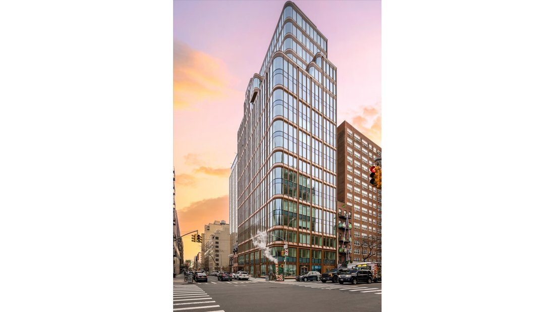 New York, New York, United States 3 - 18824908