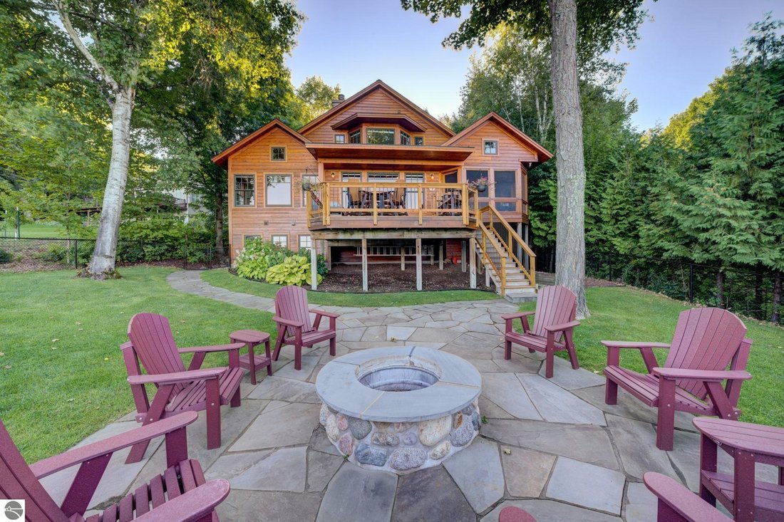 House in Suttons Bay, Michigan, United States 3 - 18822854