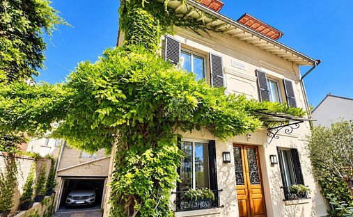 House in Basses Roches, Conflans-Sainte-Honorine, France 1