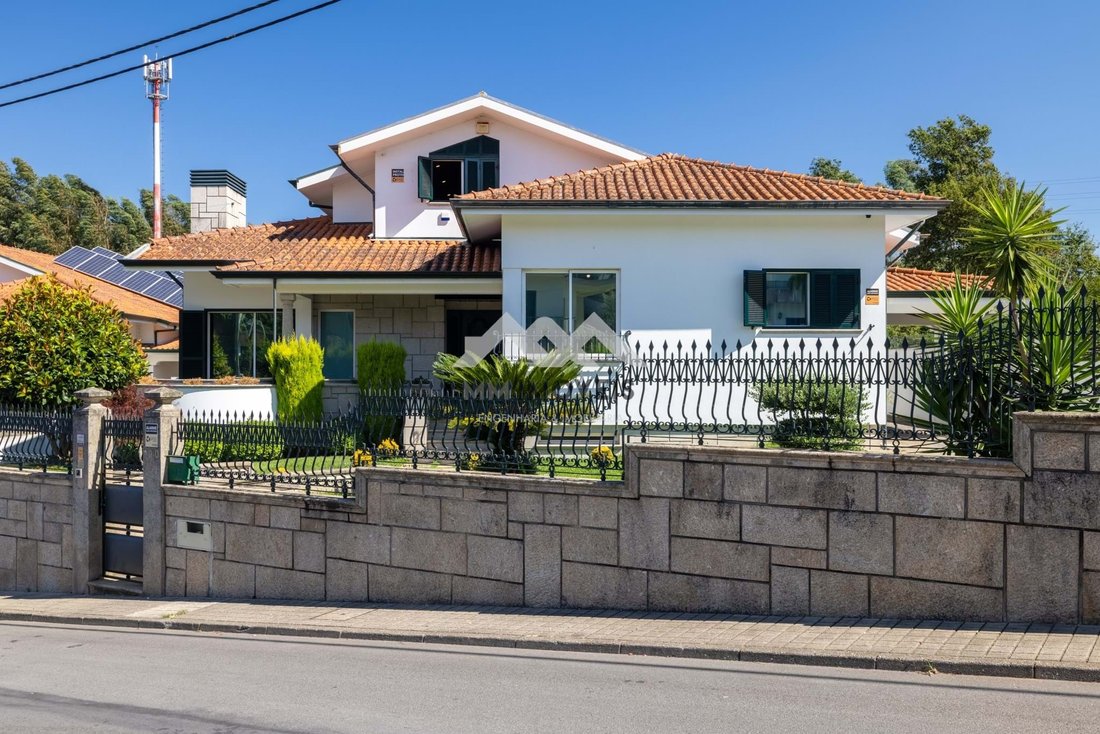 Villa à Gondomar (Sao Cosme), Valbom et Jovim, District de Porto, Portugal 2 - 16015950