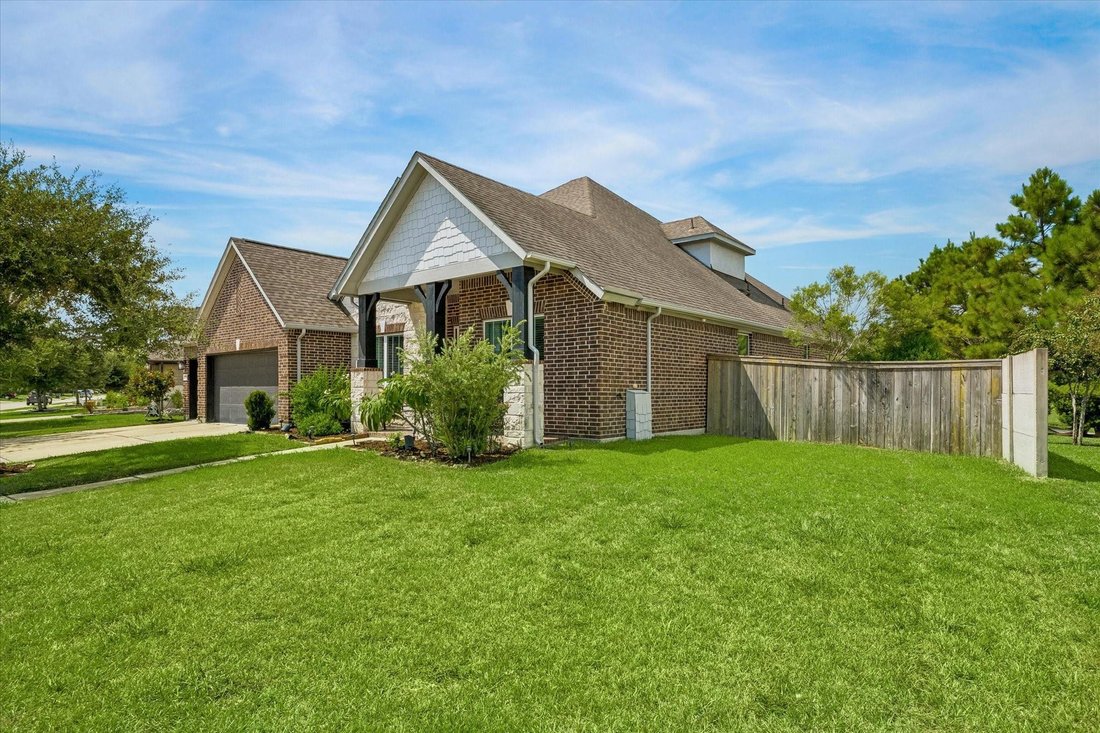 House in Pearland, Texas, United States 3 - 18824413