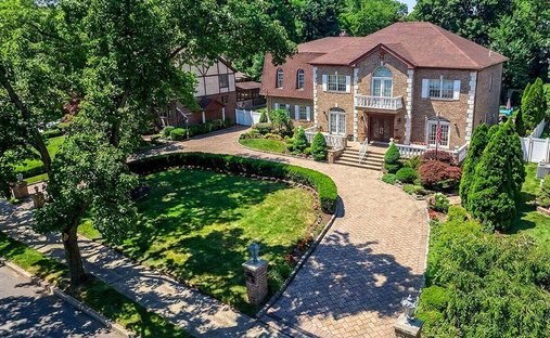 House in New York, New York, United States 1