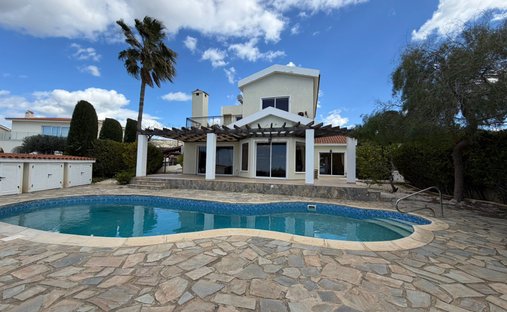 Villa a Peyia, Distretto di Pafo, Cipro 1