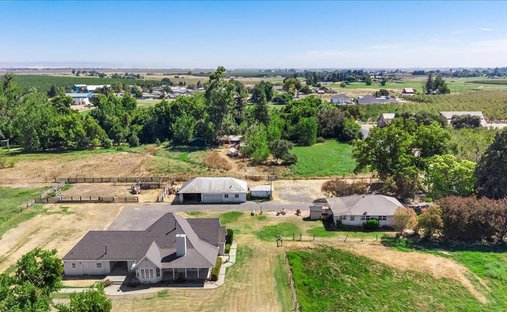 House in Oakdale, California, United States 1