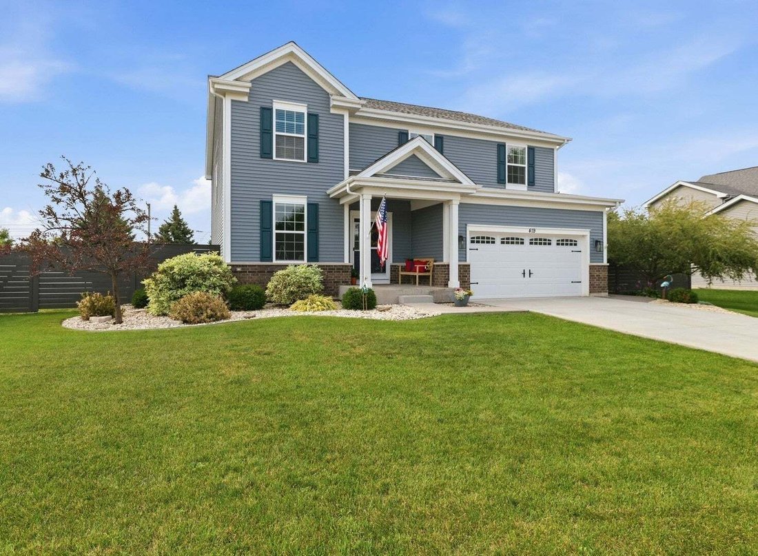 House in Pingree Grove, Illinois, United States 2 - 18824041