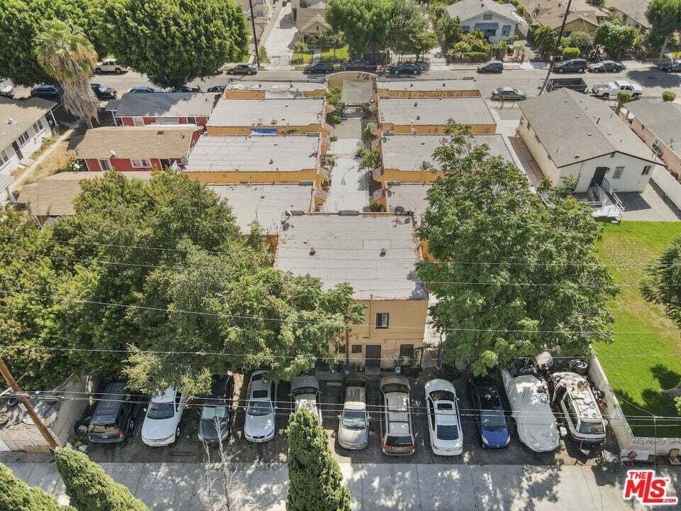 Los Angeles, California, United States 4 - 18823338