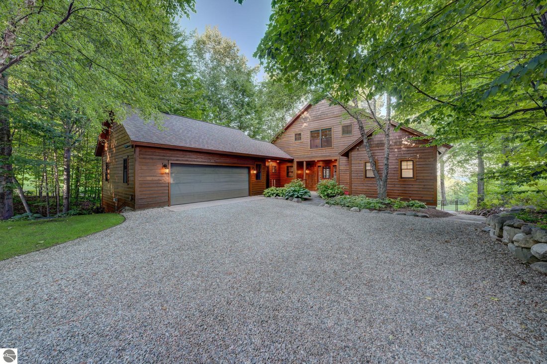 House in Suttons Bay, Michigan, United States 4 - 18822854
