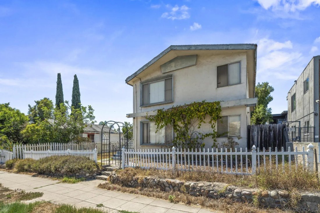 San Diego, California, United States 3 - 18824765